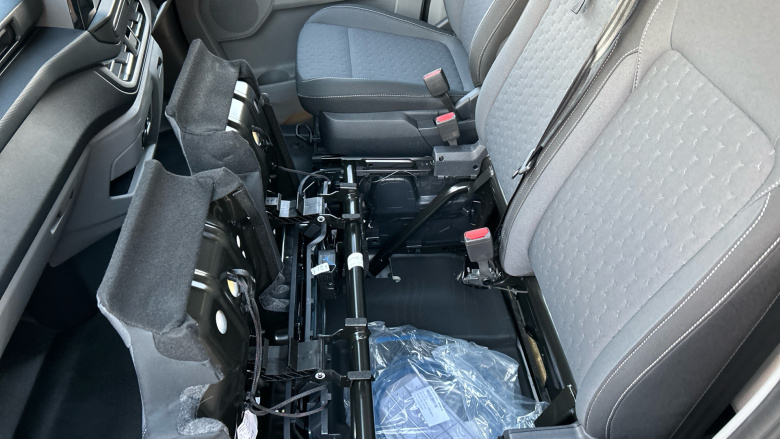 Ford Transit Custom E-320 L1 Rwd 100kW 65kWh H1 Van Limited Auto